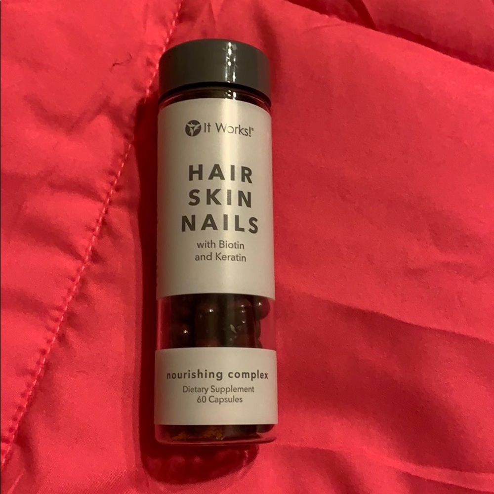 It Works! Hair, Skin and Nail pills